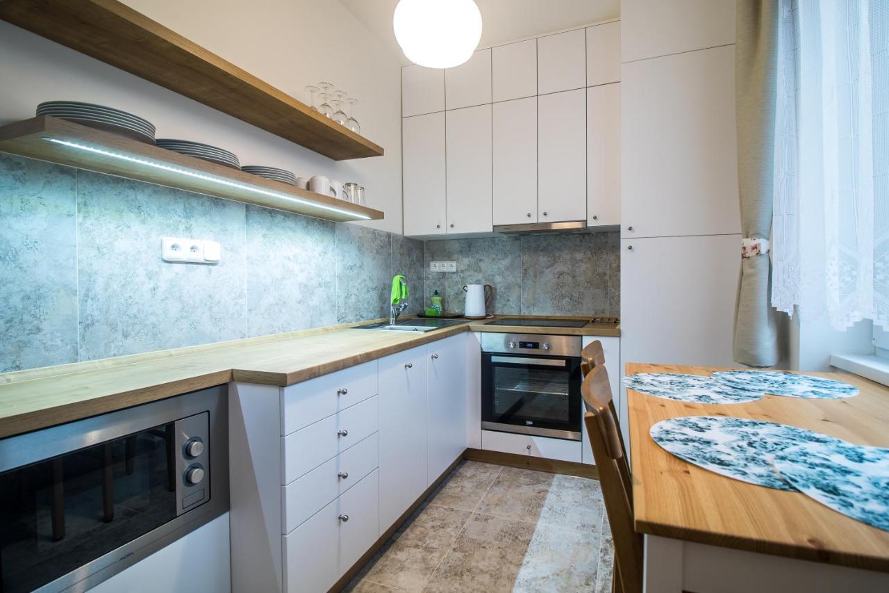 apartmán v bytovém domě Turnov Exterior foto
