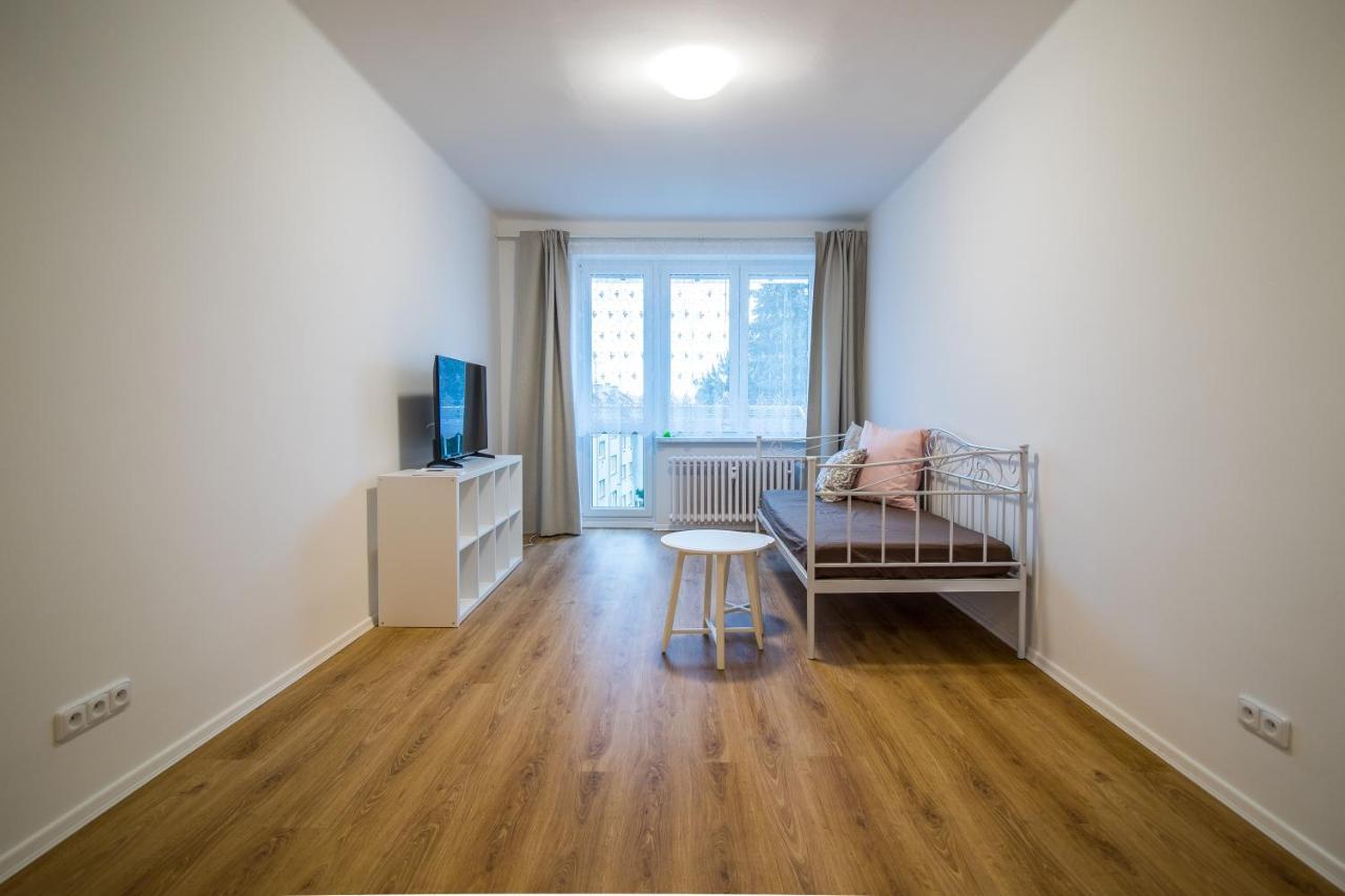 apartmán v bytovém domě Turnov Exterior foto